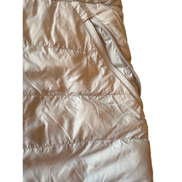 Lands End Tan Quilted Puffer Vest Medium M 10-12 Lightweight Outerwear Pockets - Picture 3 of 4